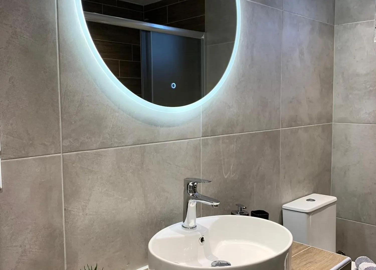 Sk Apartment Néoi Epivátai